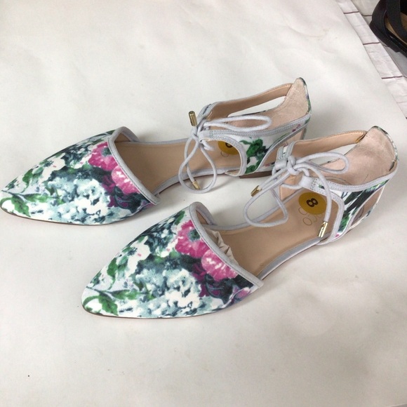 Franco Sarto Floral Pointed Shoes - Picture 7 of 8